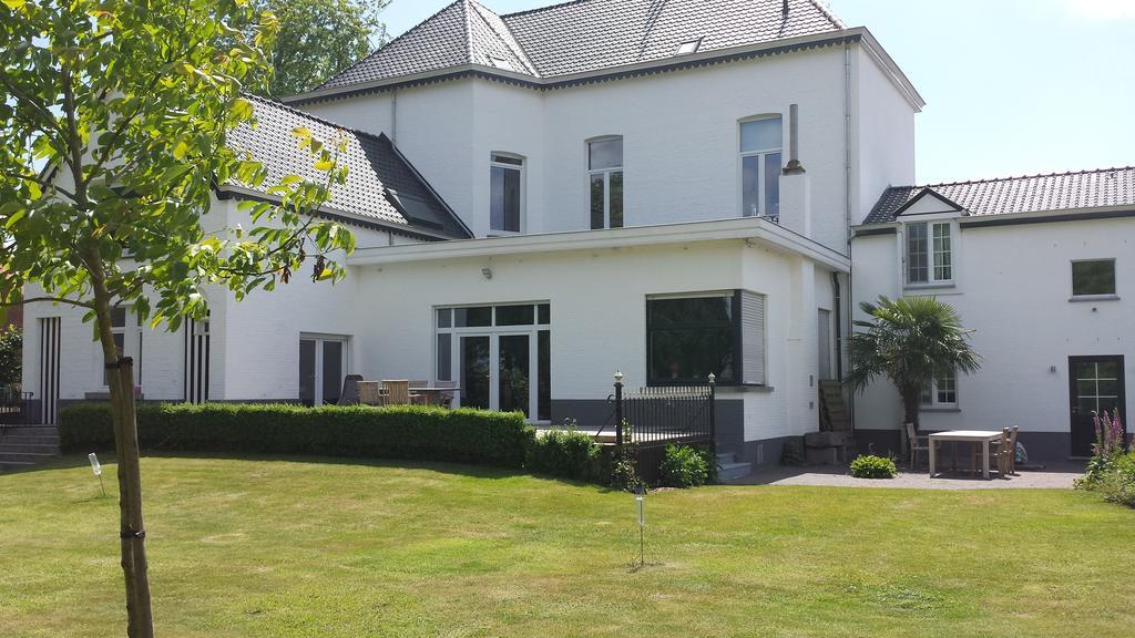 B&B Kasteel De Windt Nieuwkerken-Waas Luaran gambar